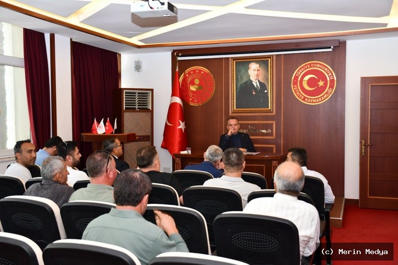 Fethiye’de Taşıma Servis Kooperatifleri ve Muhtarlarla Toplantı Yapıldı