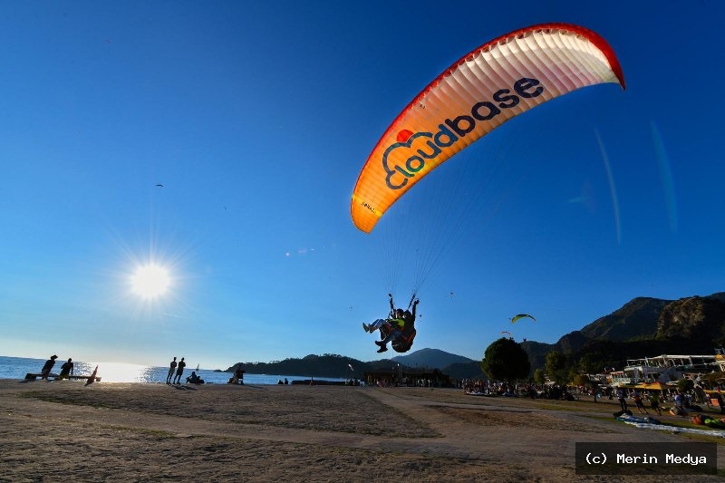 Ölüdeniz Uluslararası Hava Oyunları Festivali Başlıyor